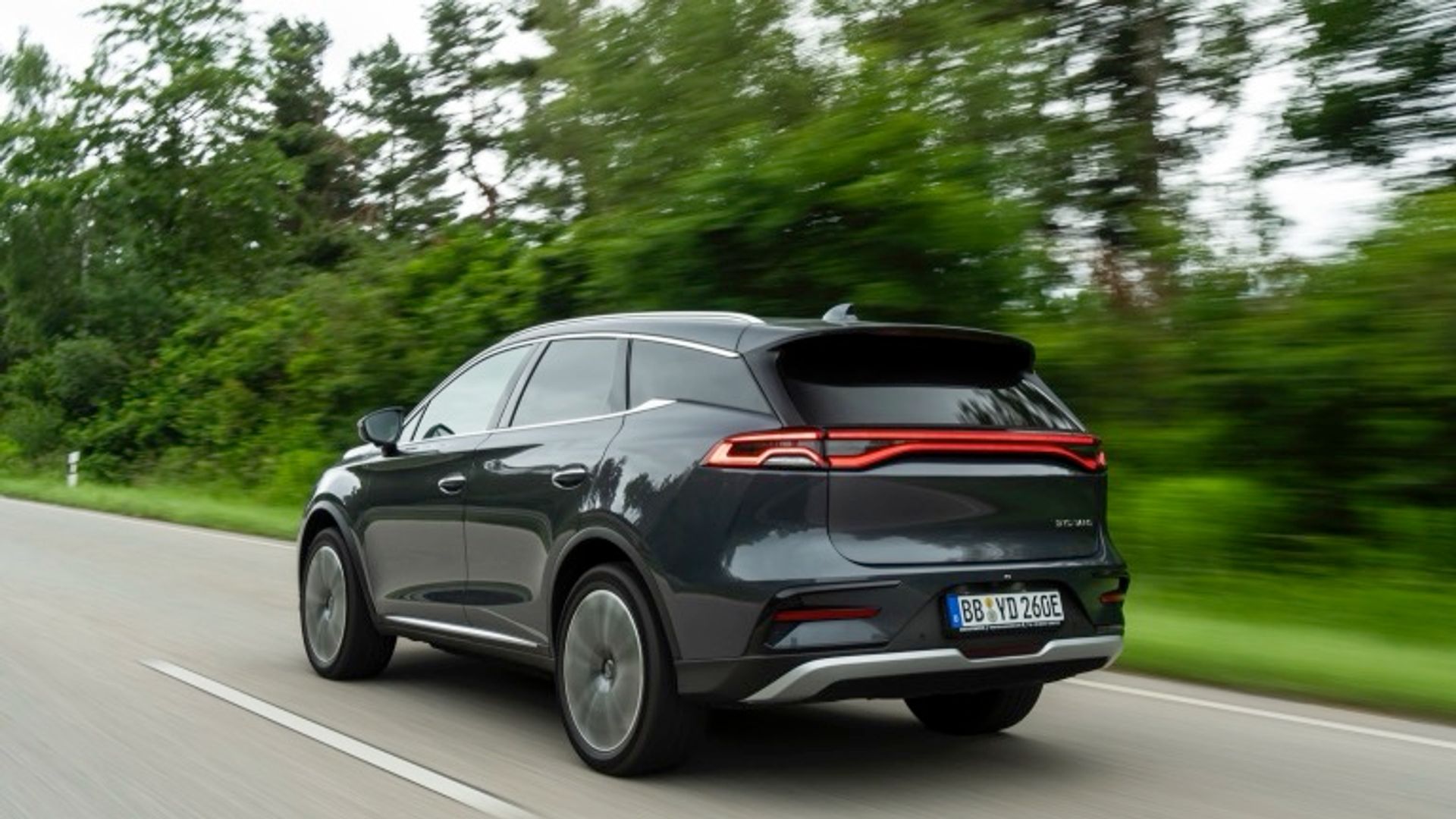 BYD TANG Flagship