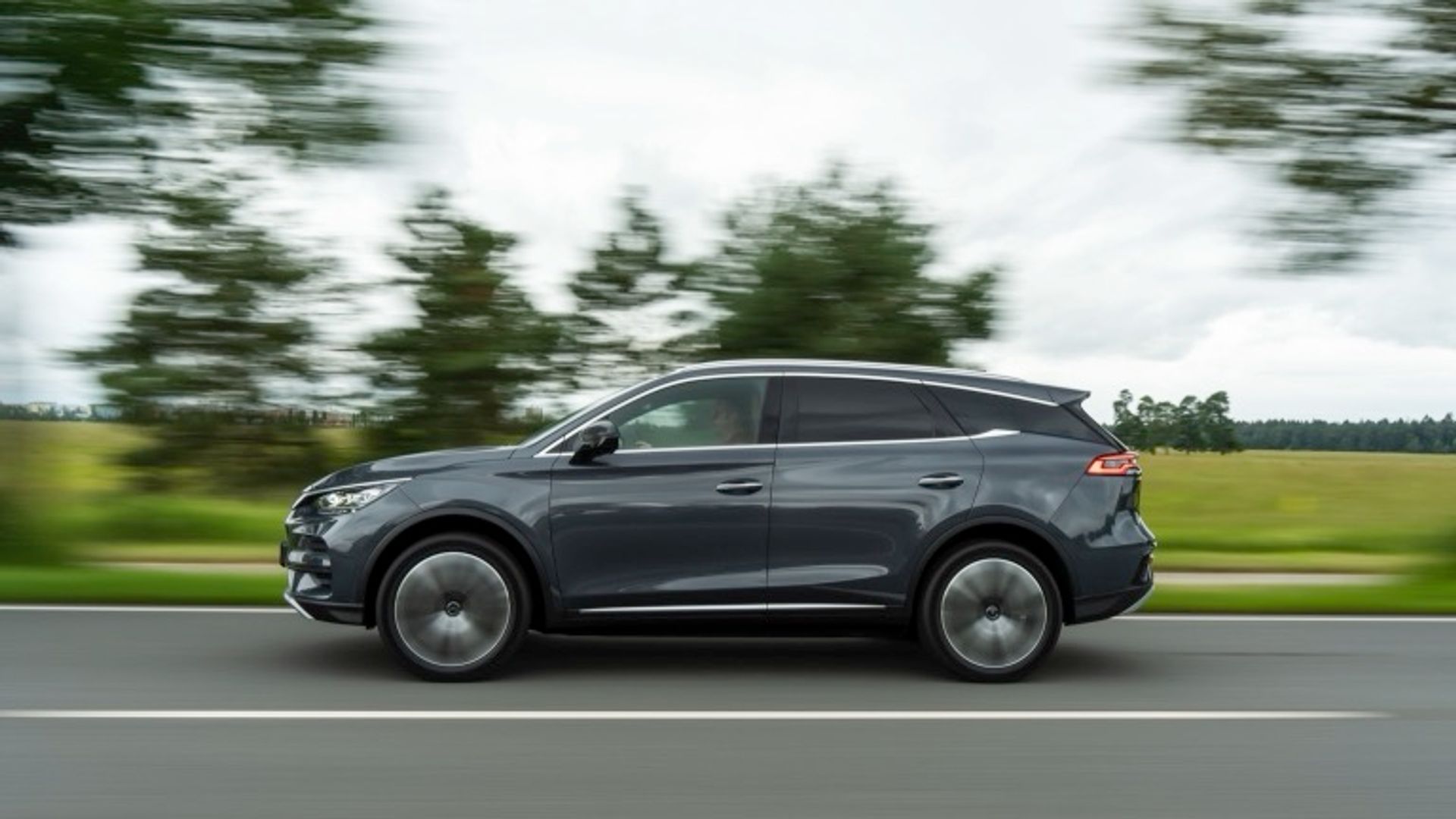 BYD TANG Flagship