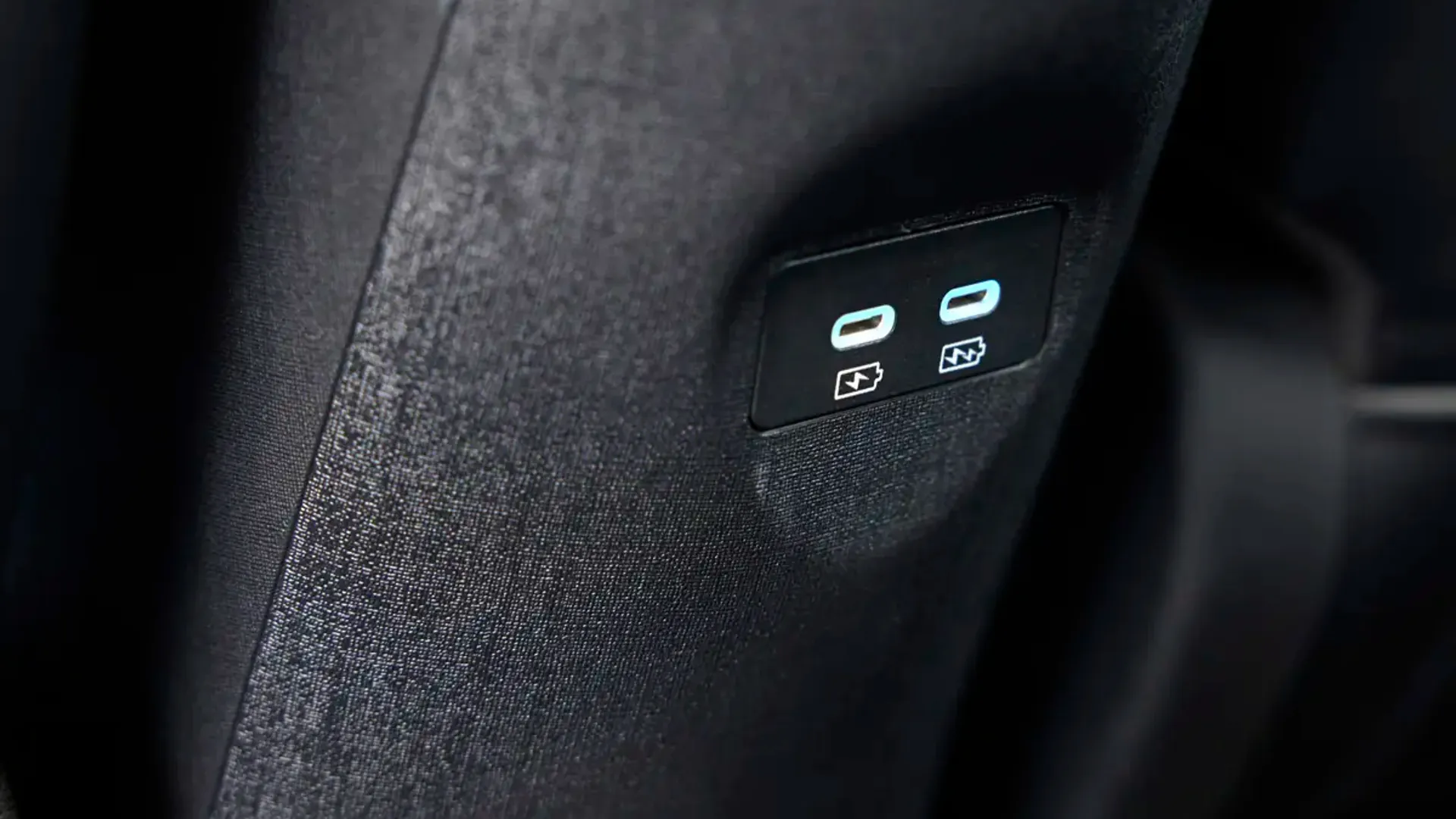 Elettronauti - BYD Dolphin Comfort - Plancia - Vista della plancia