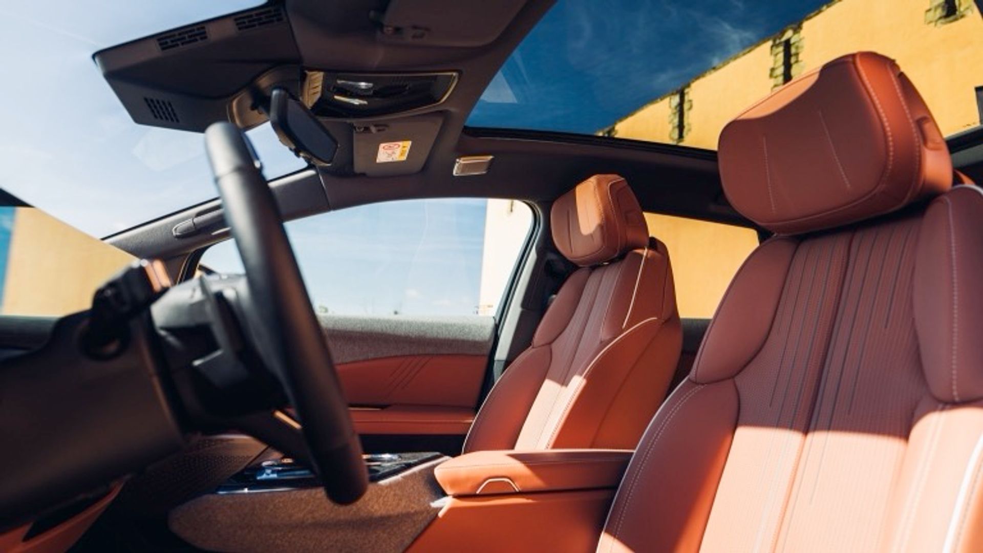 Cadillac OPTIQ 500 E4 (MY26)