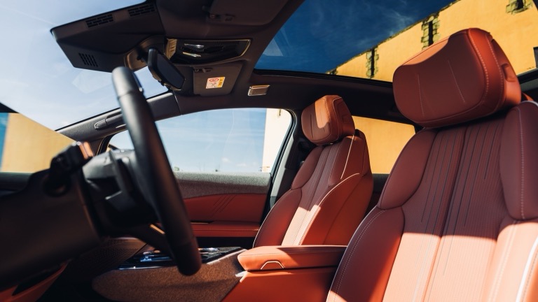 Cadillac OPTIQ 500 E4 (MY26)