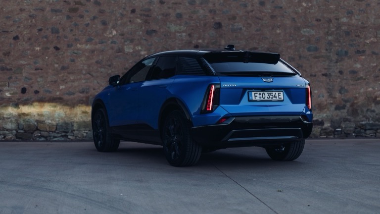 Cadillac OPTIQ 500 E4 (MY26)