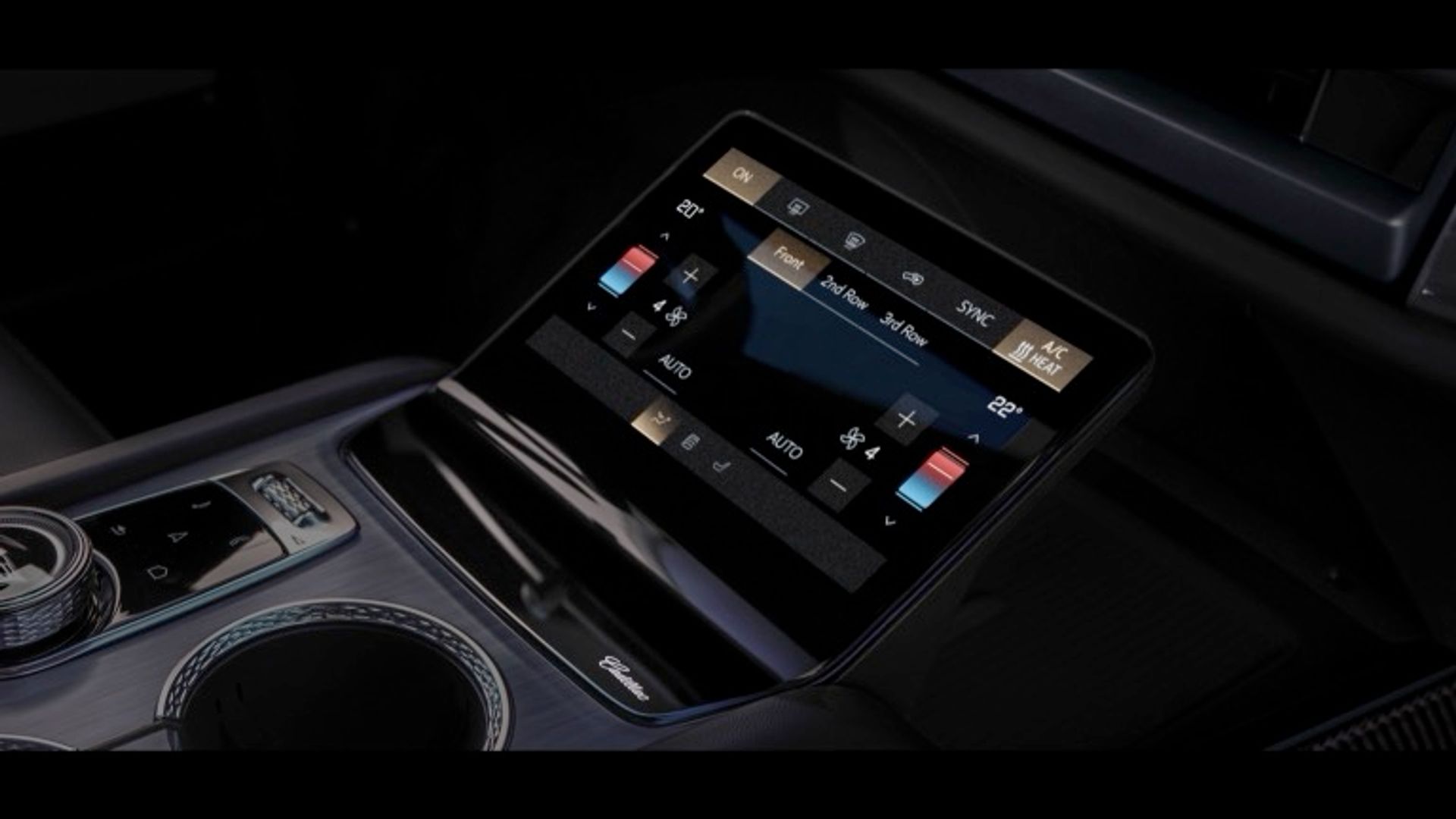 Cadillac VISTIQ 900 E4 (MY26)