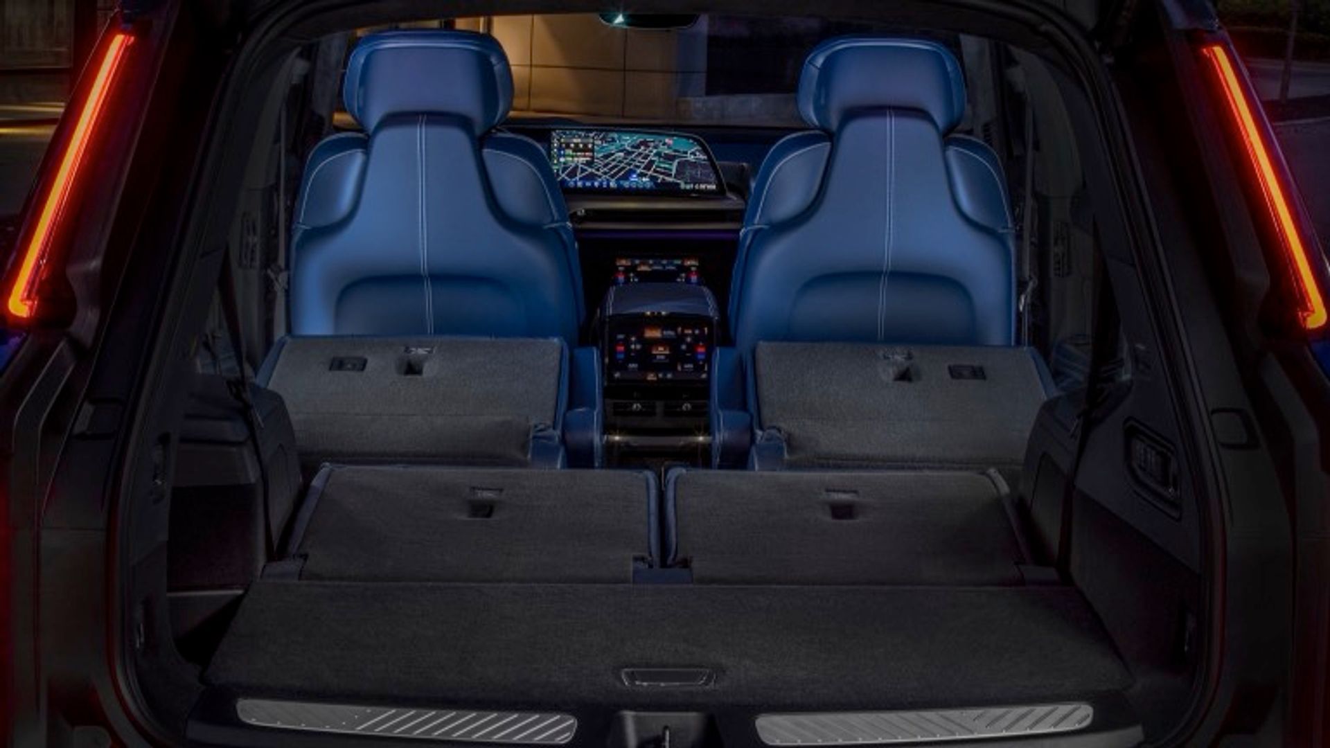 Cadillac VISTIQ 900 E4 (MY26)