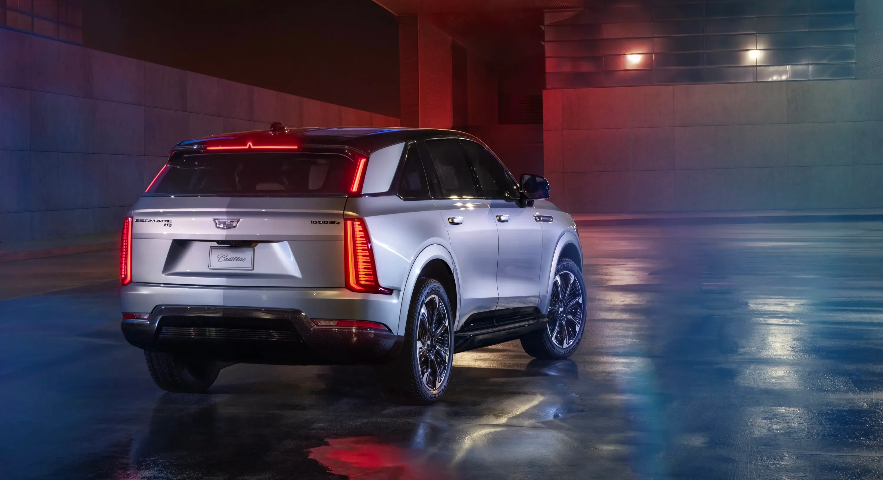 Cadillac ESCALADE IQ