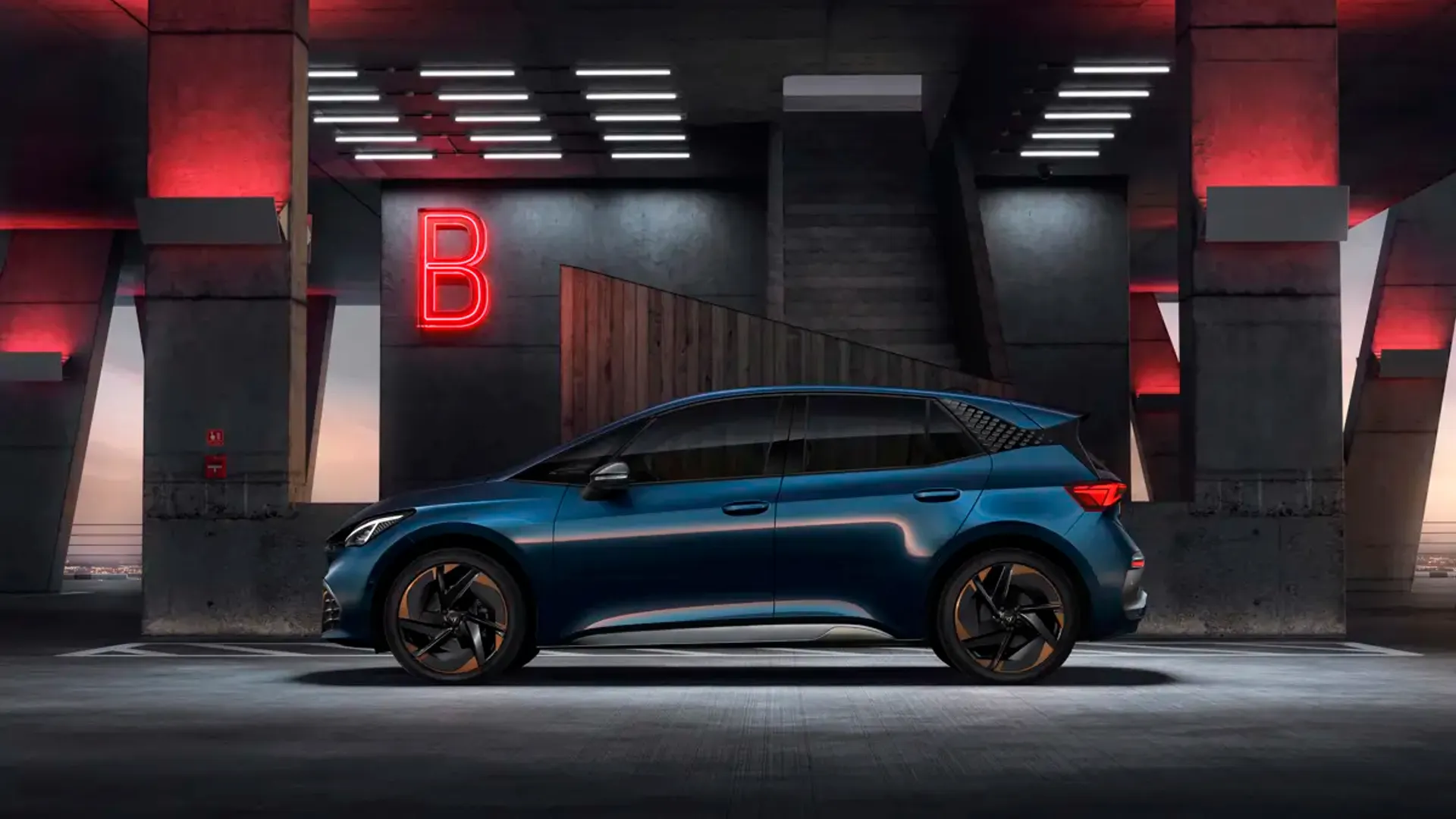 Elettronauti - Cupra Born 170 kW - 79 kWh IMPULSE+ - Grigio - Esterno - Vista anteriore a tre quarti