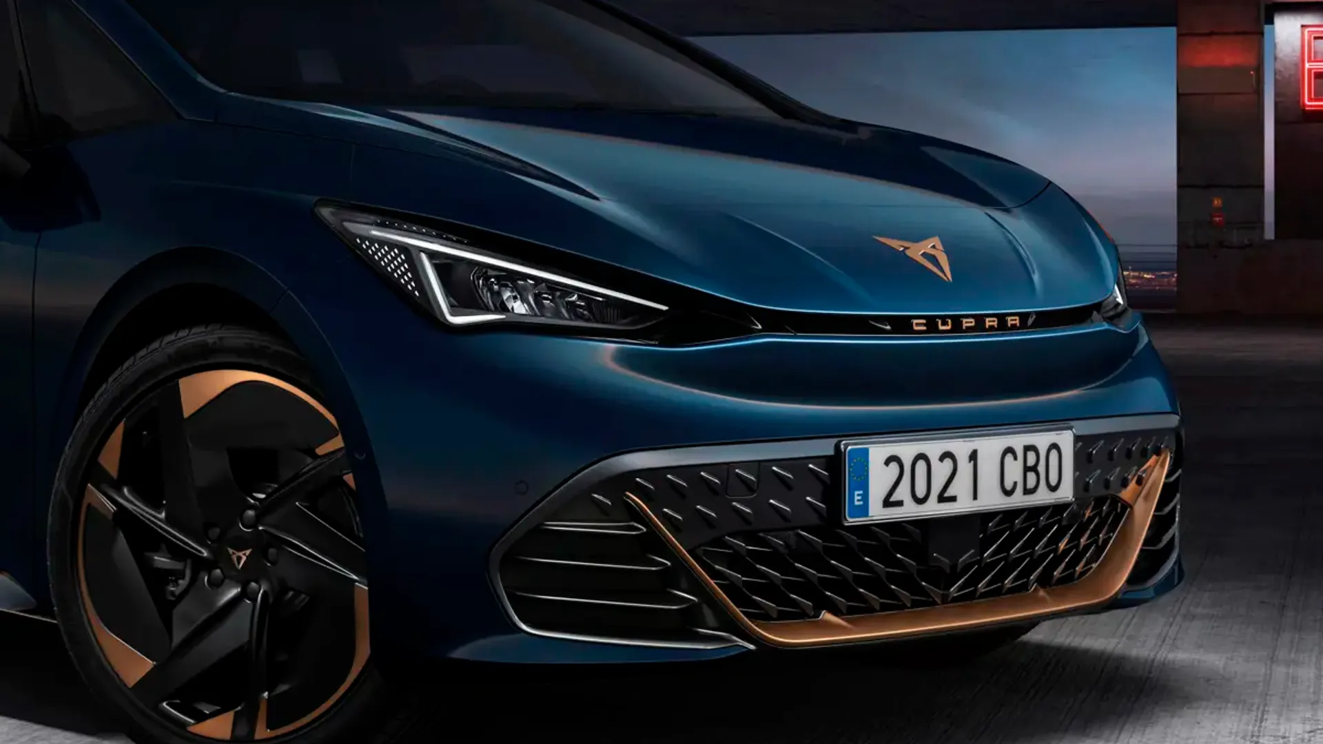 Elettronauti - Cupra Born 170 kW - 79 kWh IMPULSE+ - Grigio - Esterno - Vista anteriore a tre quarti