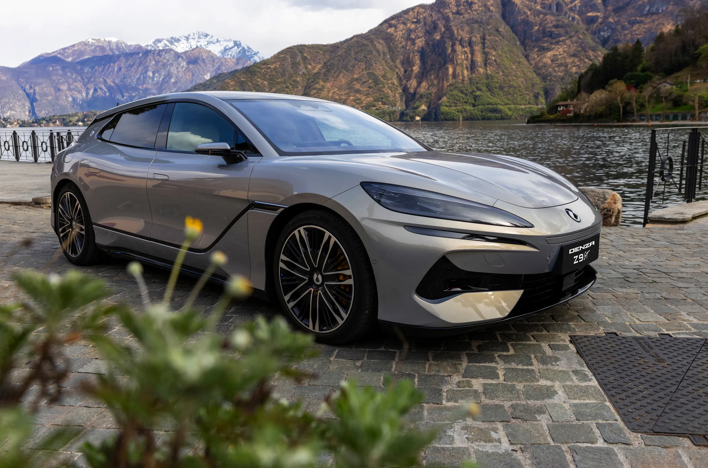 Elettronauti - Denza Z9 GT