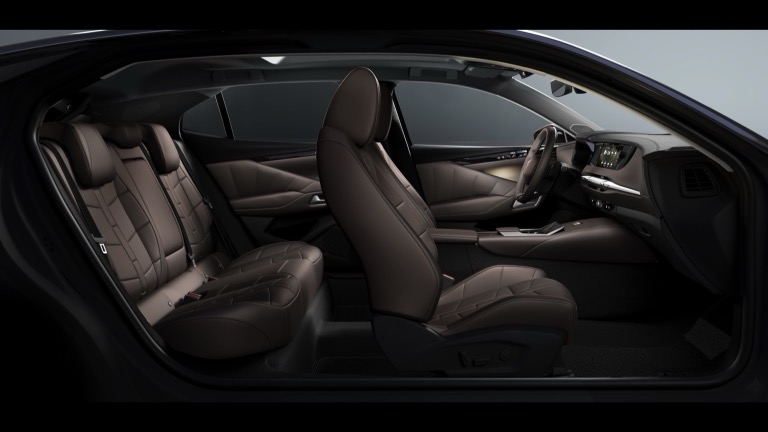 DS Automobiles N°4 E-Tense