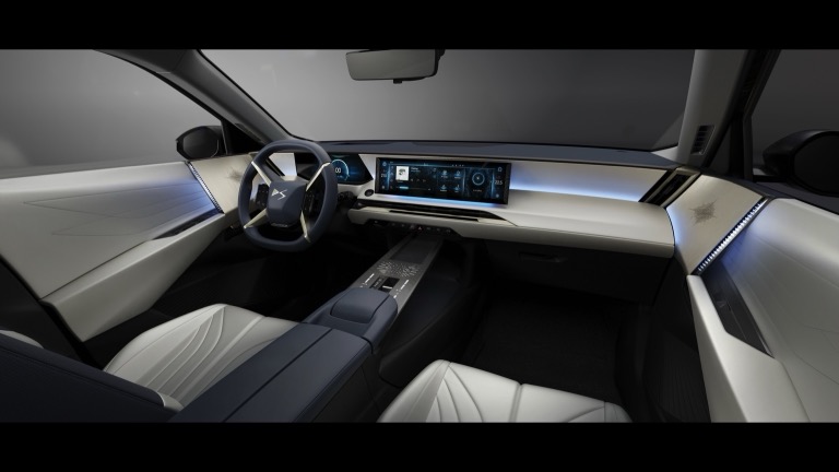 DS Automobiles N°8 AWD Long Range