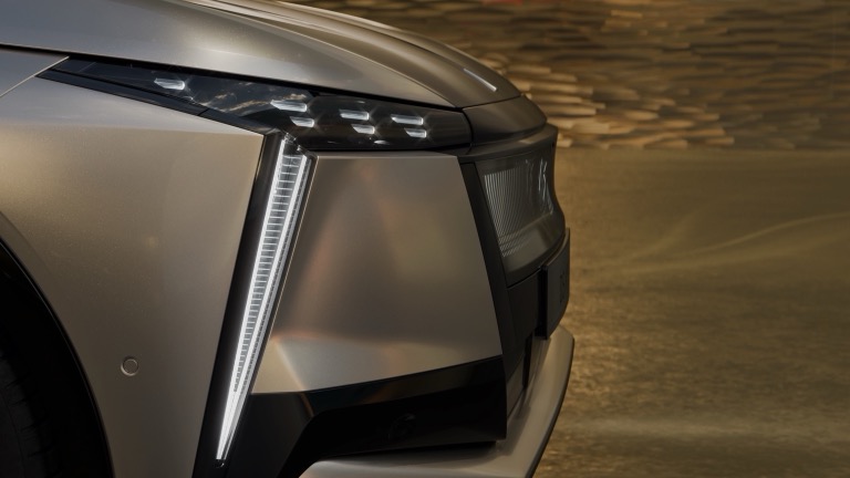 DS Automobiles N°8 AWD Long Range