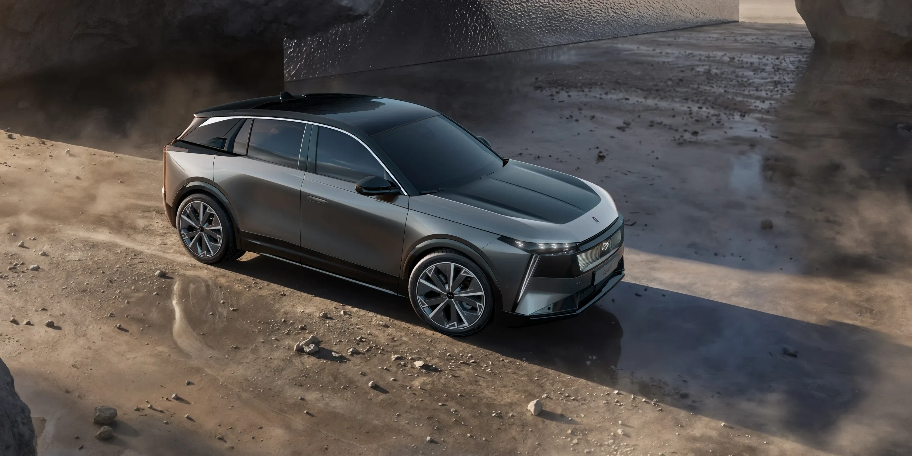 Elettronauti - DS 7 e-tense