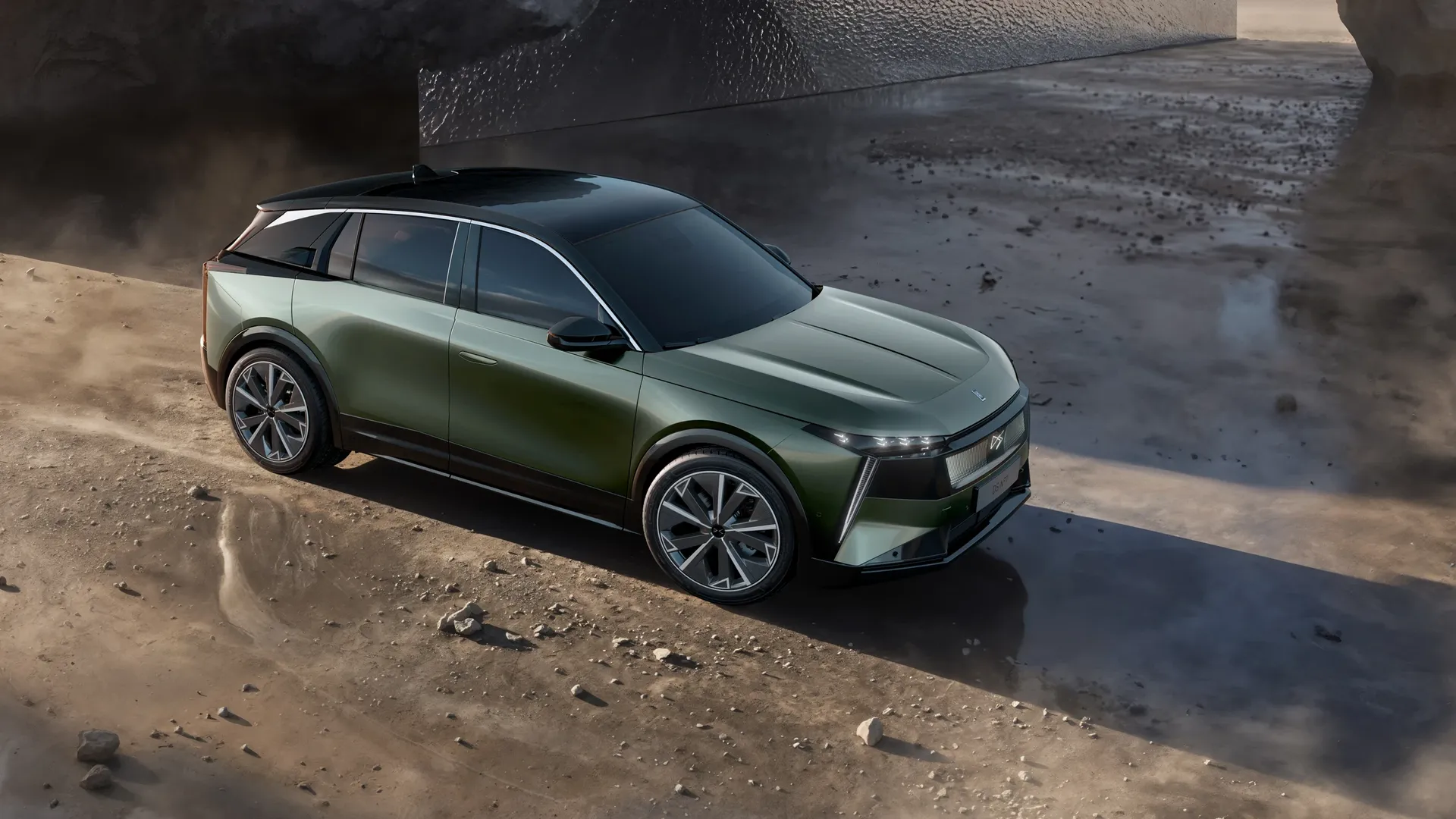 Elettronauti - DS 7 e-tense