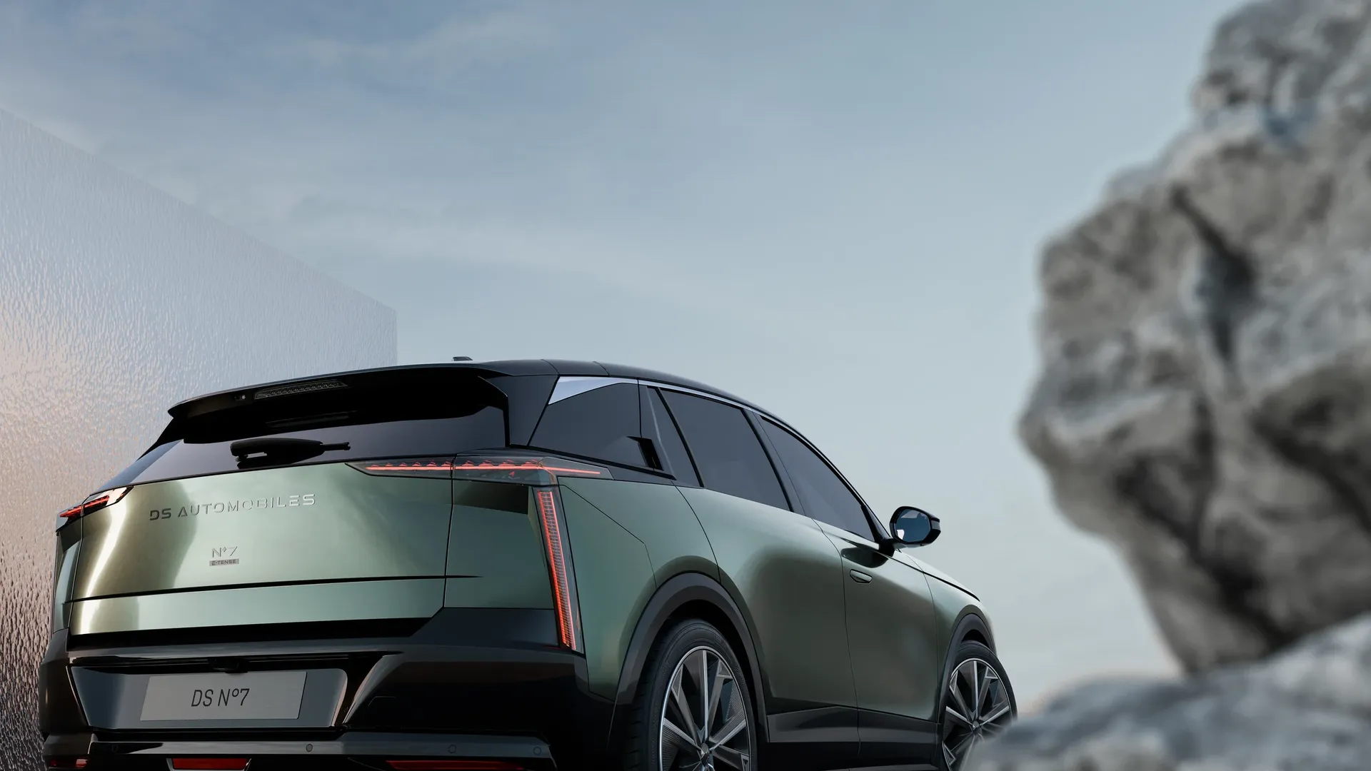 Elettronauti - DS 7 e-tense