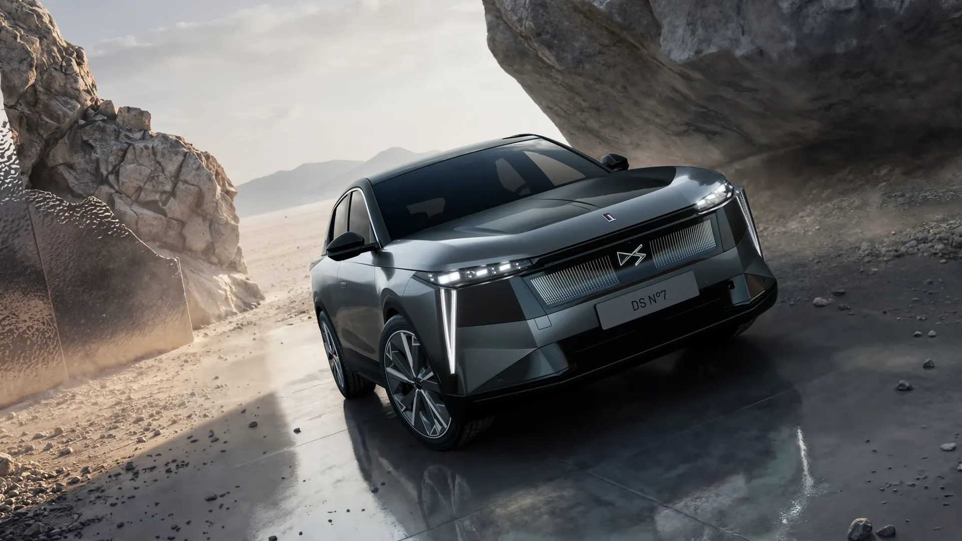 Elettronauti - DS 7 e-tense