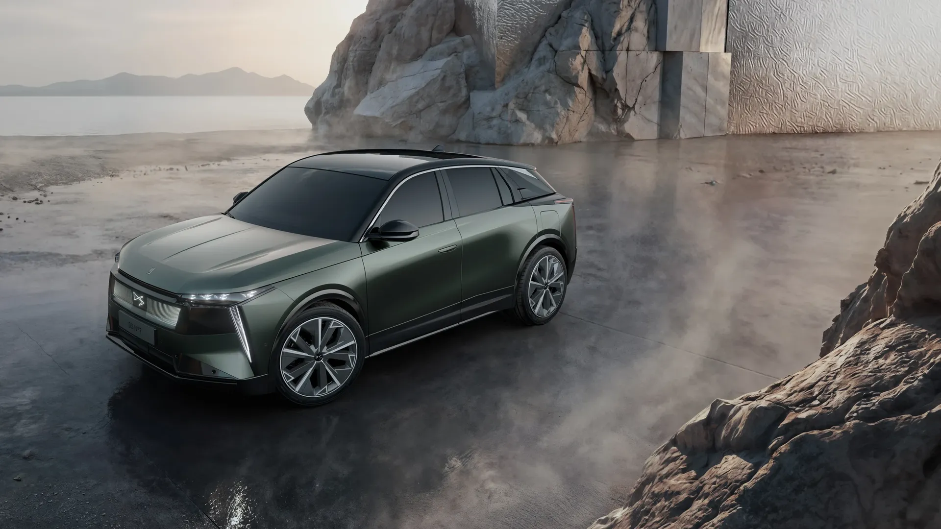 Elettronauti - DS 7 e-tense