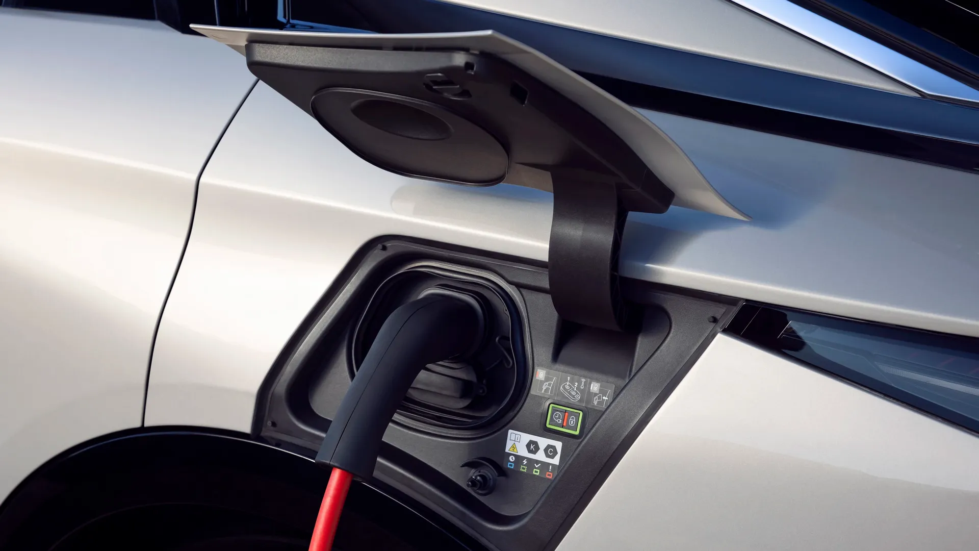 Elettronauti - DS 8 e-tense