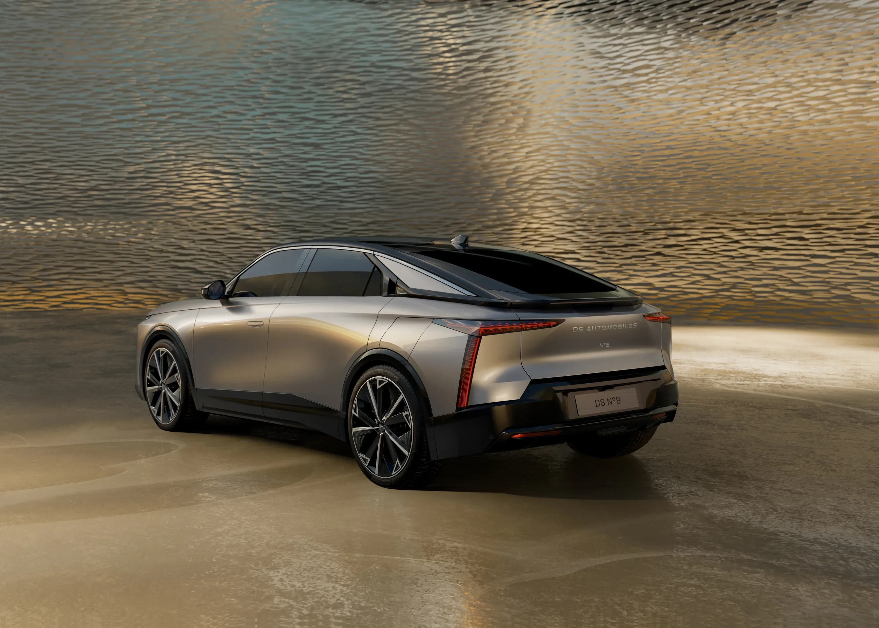 Elettronauti - DS 8 e-tense