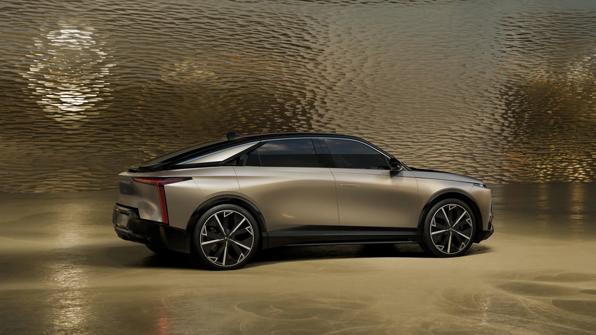 Elettronauti - DS 8 e-tense