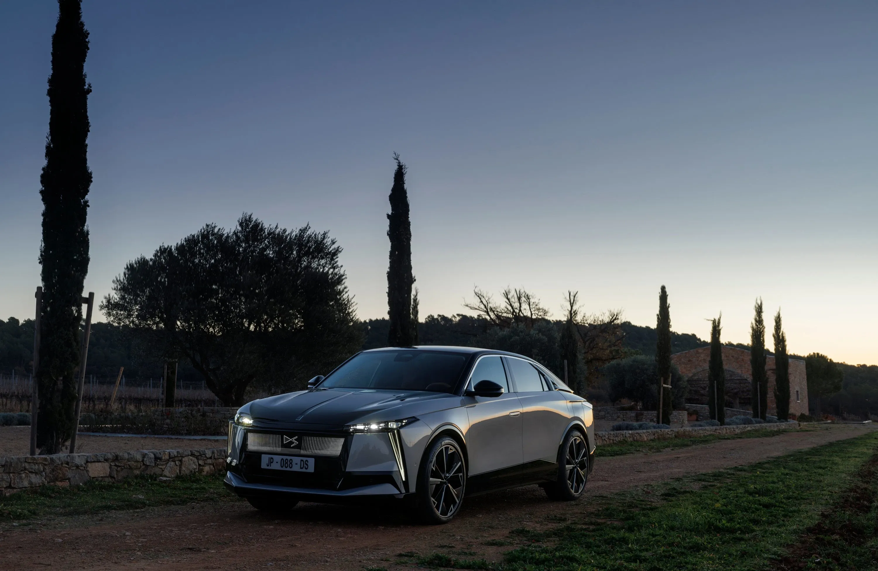 Elettronauti - DS 8 e-tense