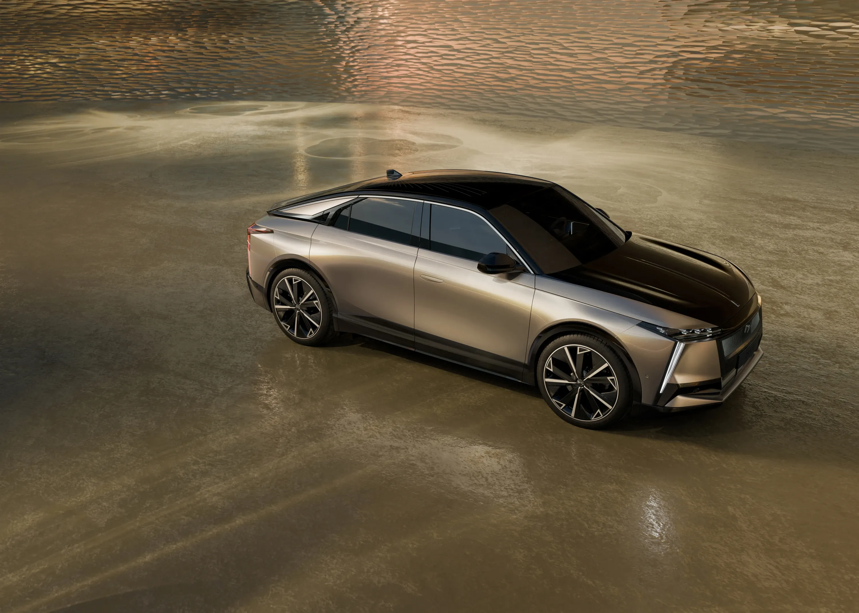 Elettronauti - DS 8 e-tense
