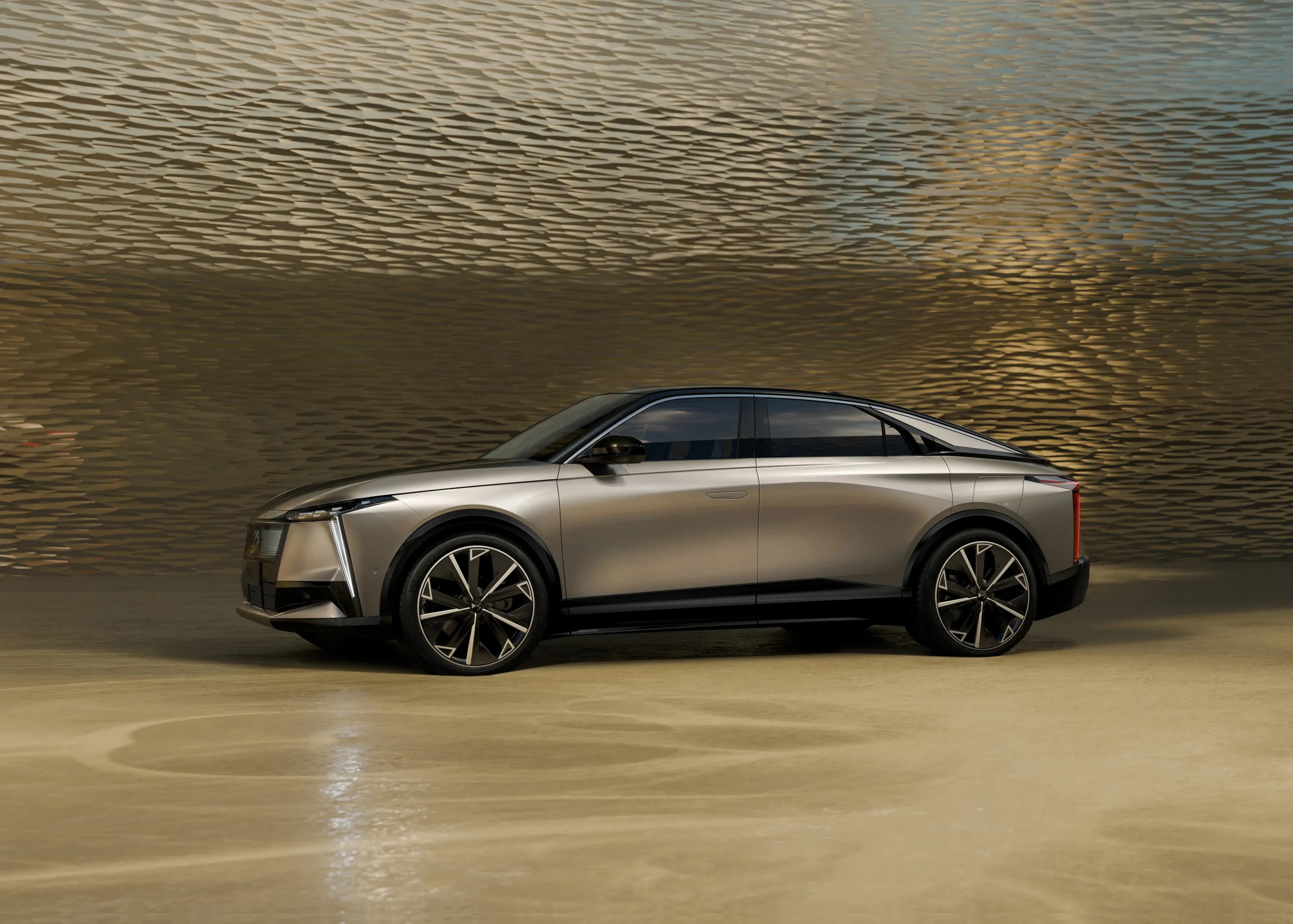 Elettronauti - DS 8 e-tense