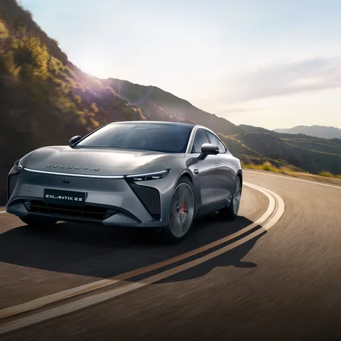 Exlantix ES 100kWh AWD