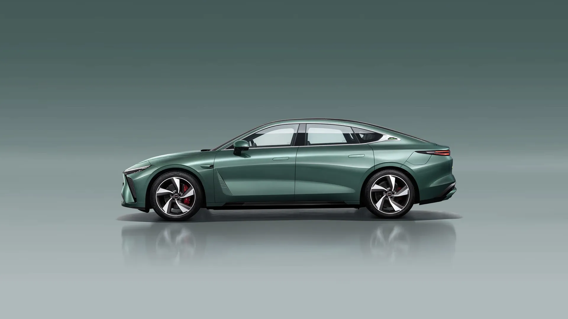 Exlantix ES 100kWh AWD