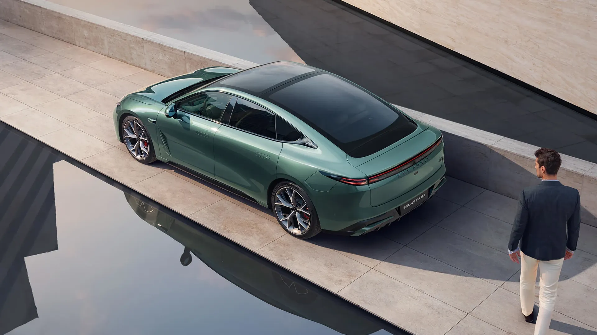 Exlantix ES 100kWh AWD