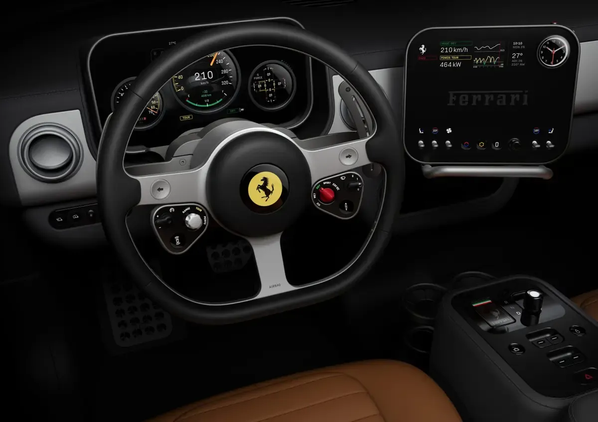 Elettronauti - Ferrari Luce - Nero - Esterno - Vista anteriore a tre quarti