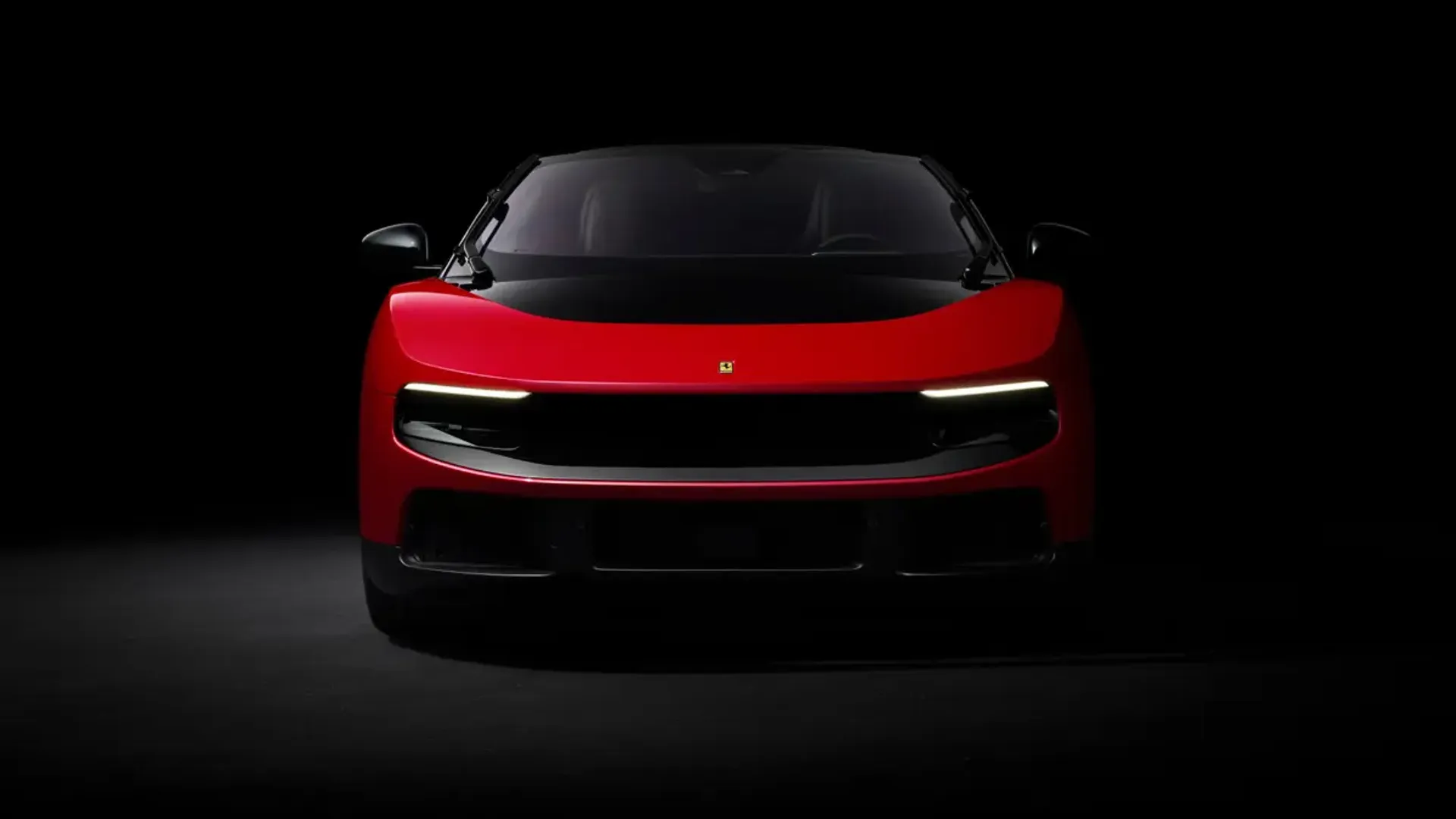 Elettronauti - Ferrari Luce - Rosso - Esterno - Vista anteriore a tre quarti