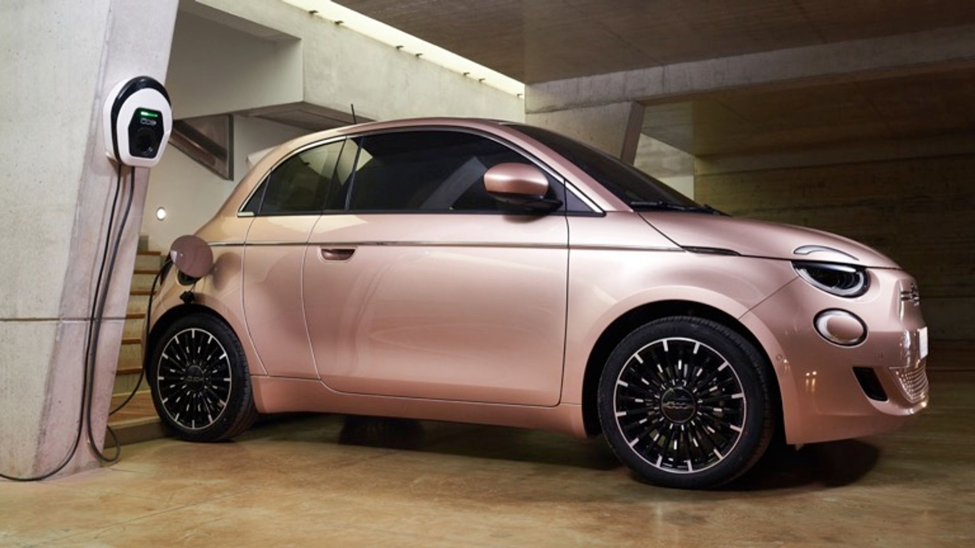 Fiat 500e 3+1 24 kWh