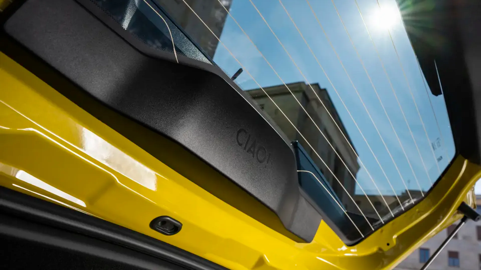 Elettronauti - Fiat Grande Panda - Giallo - Cerchio - Vista laterale