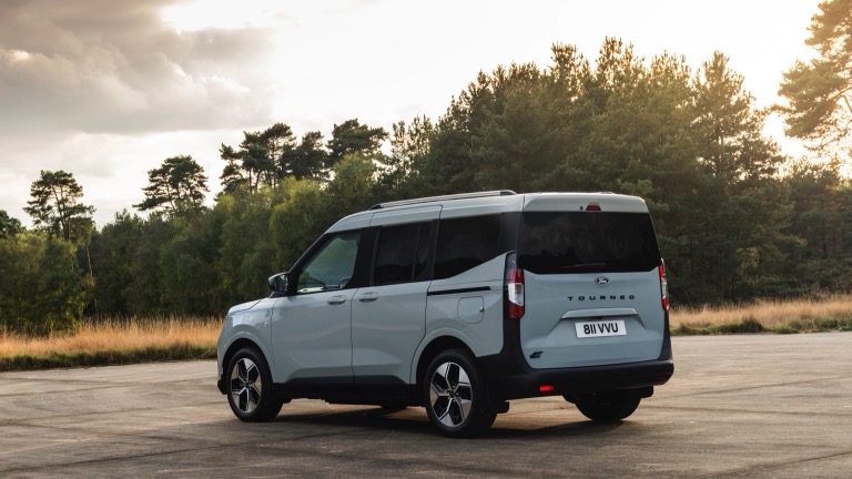 Ford e-Tourneo Courier