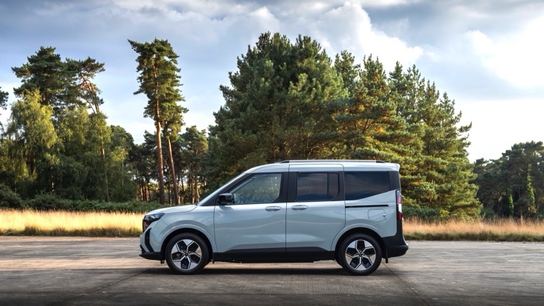 Ford e-Tourneo Courier