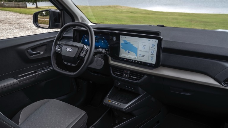 Ford e-Tourneo Courier
