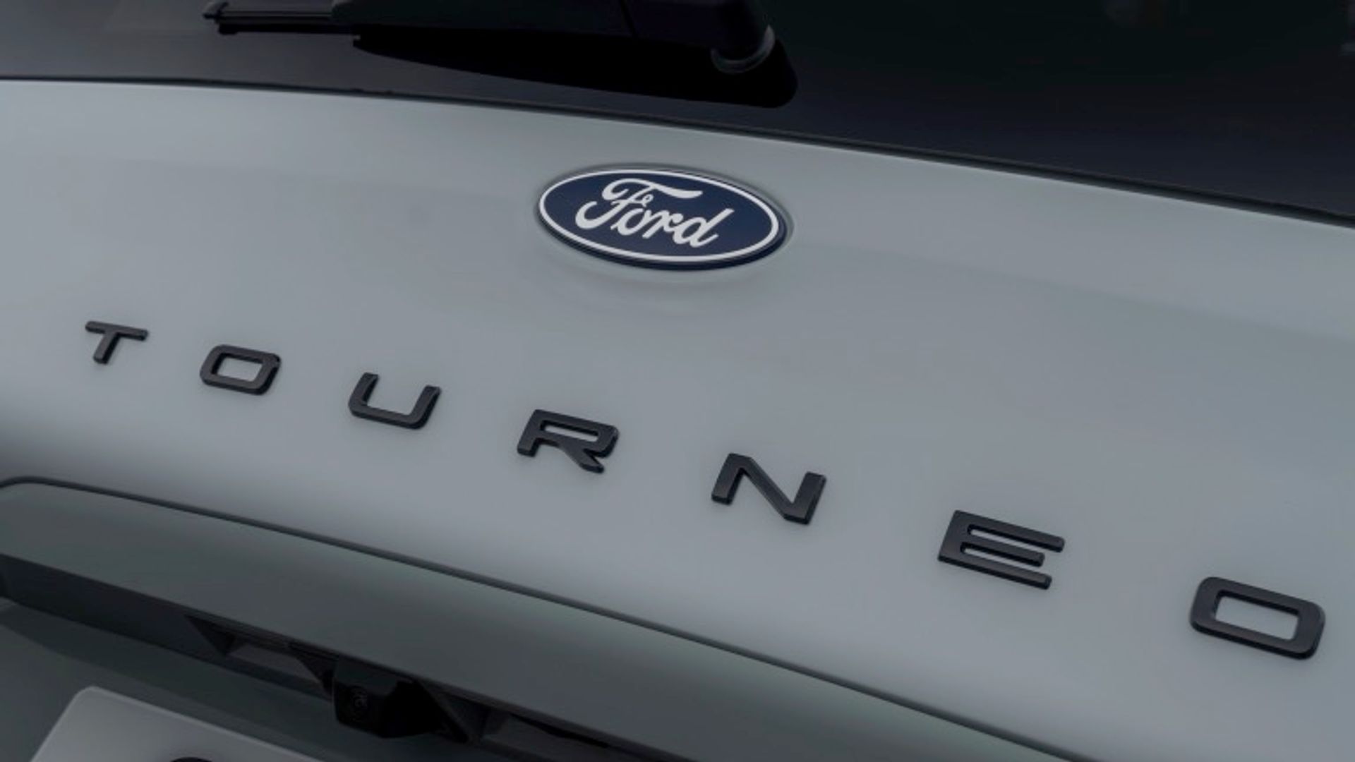 Ford e-Tourneo Courier