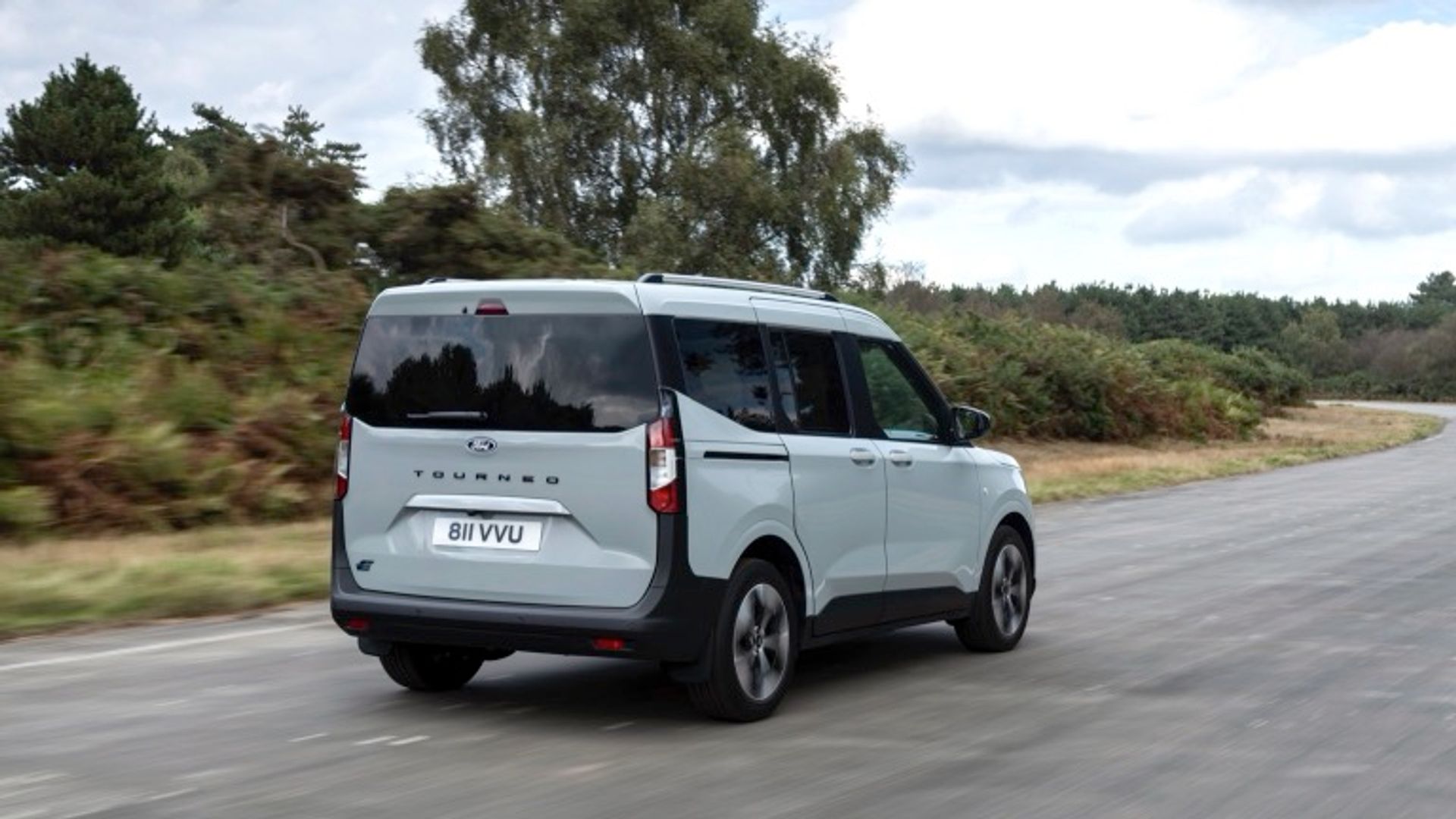 Ford e-Tourneo Courier