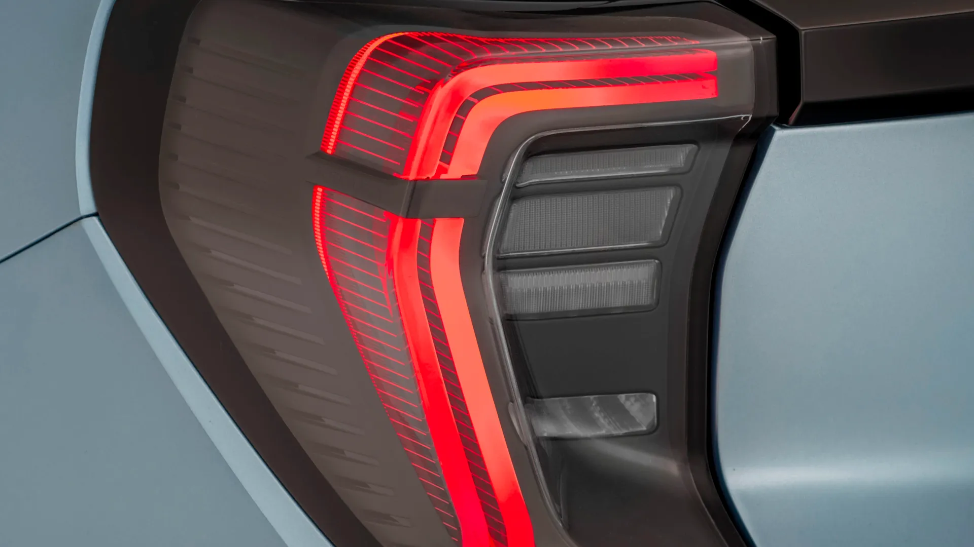 Ford Explorer Extended Range AWD