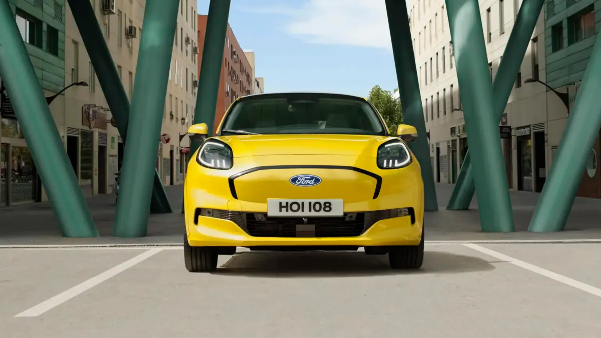 Elettronauti - Ford Puma Gen-E - Blu - Esterno - Vista anteriore a tre quarti