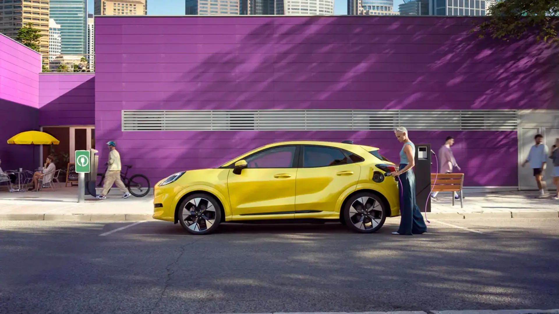 Elettronauti - Ford Puma Gen-E - Giallo - Esterno - Vista anteriore a tre quarti