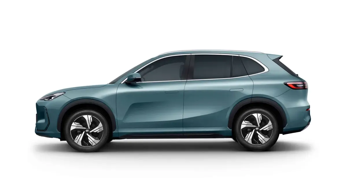 Elettronauti - Geely EX5 60.2kWh - Light Blue - Esterno - Vista anteriore a tre quarti