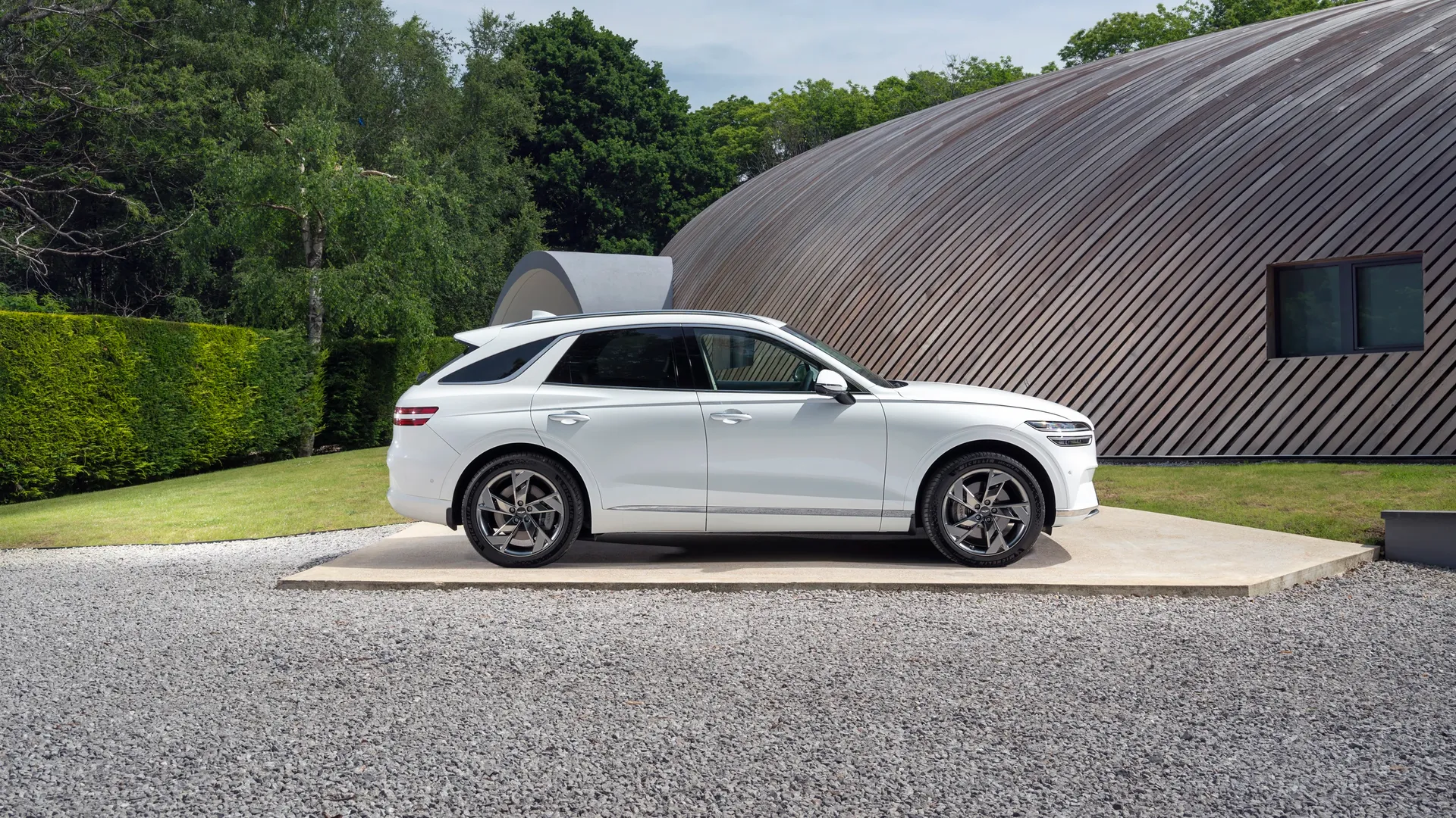 Genesis Electrified GV70