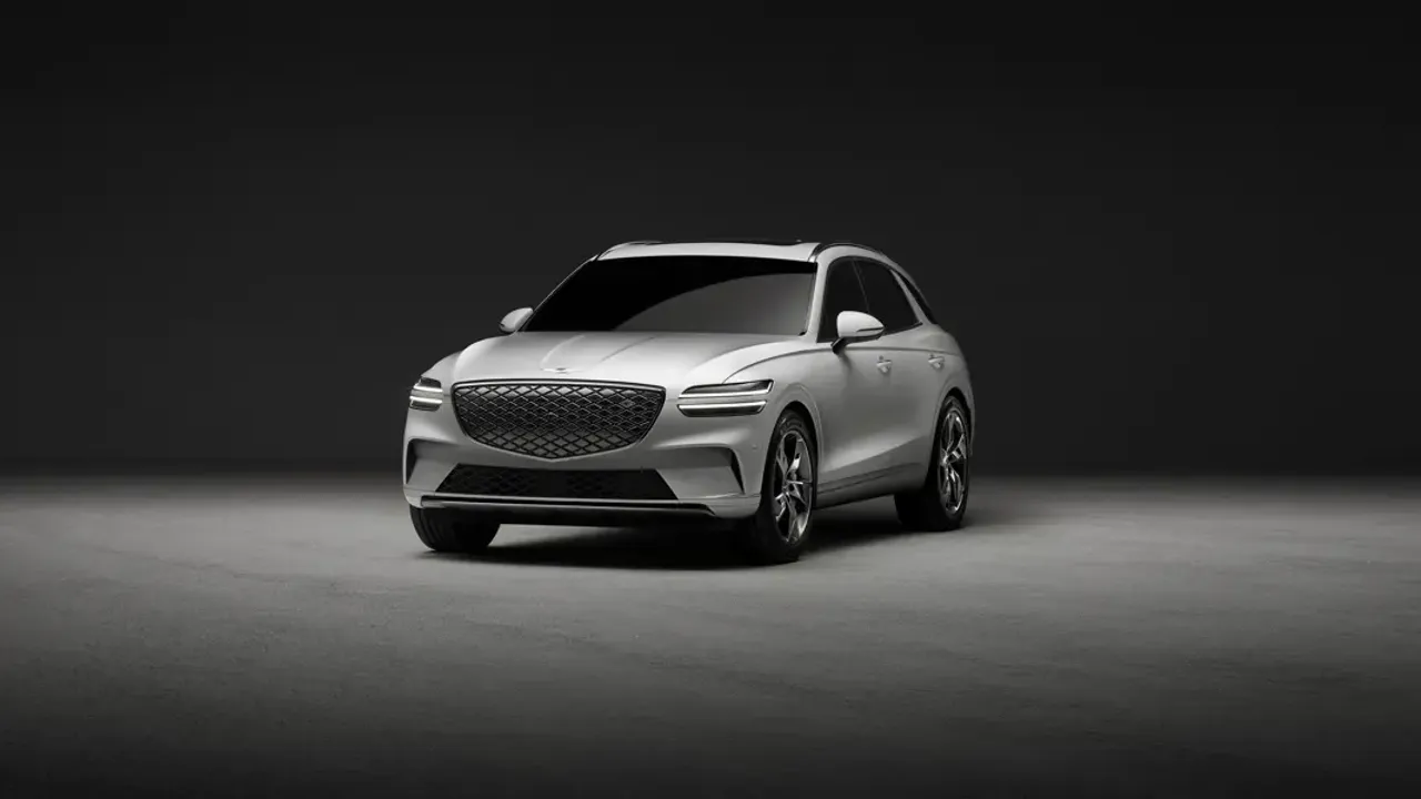 Elettronauti - Genesis Electrified GV70 AWD - Bianco - Esterno - Vista anteriore a tre quarti