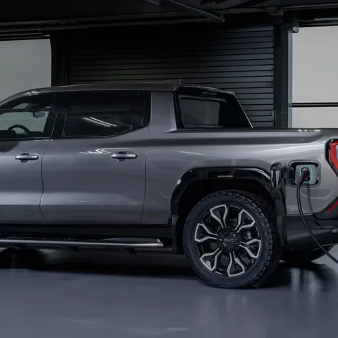GMC Sierra EV Denali Edition 1