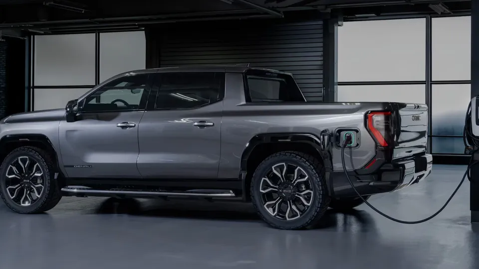 GMC Sierra EV Denali Edition 1