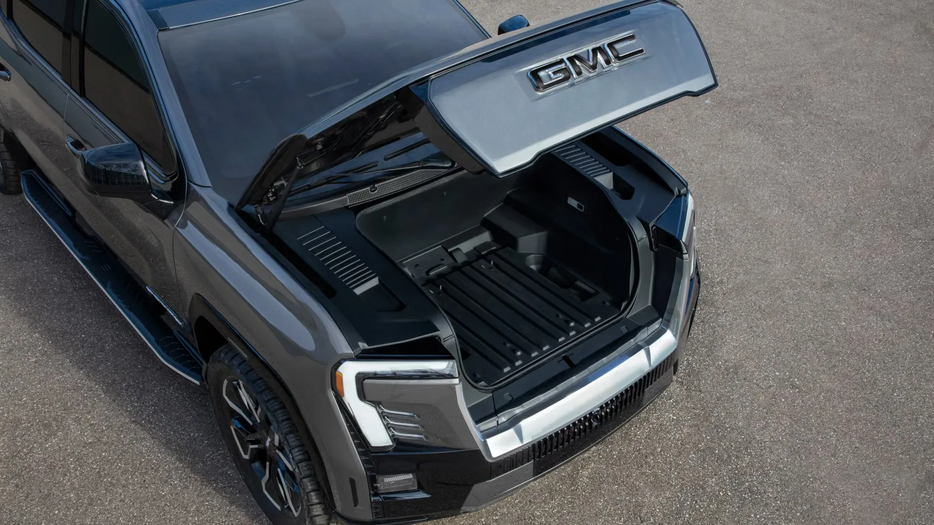 GMC Sierra EV Denali Edition 1