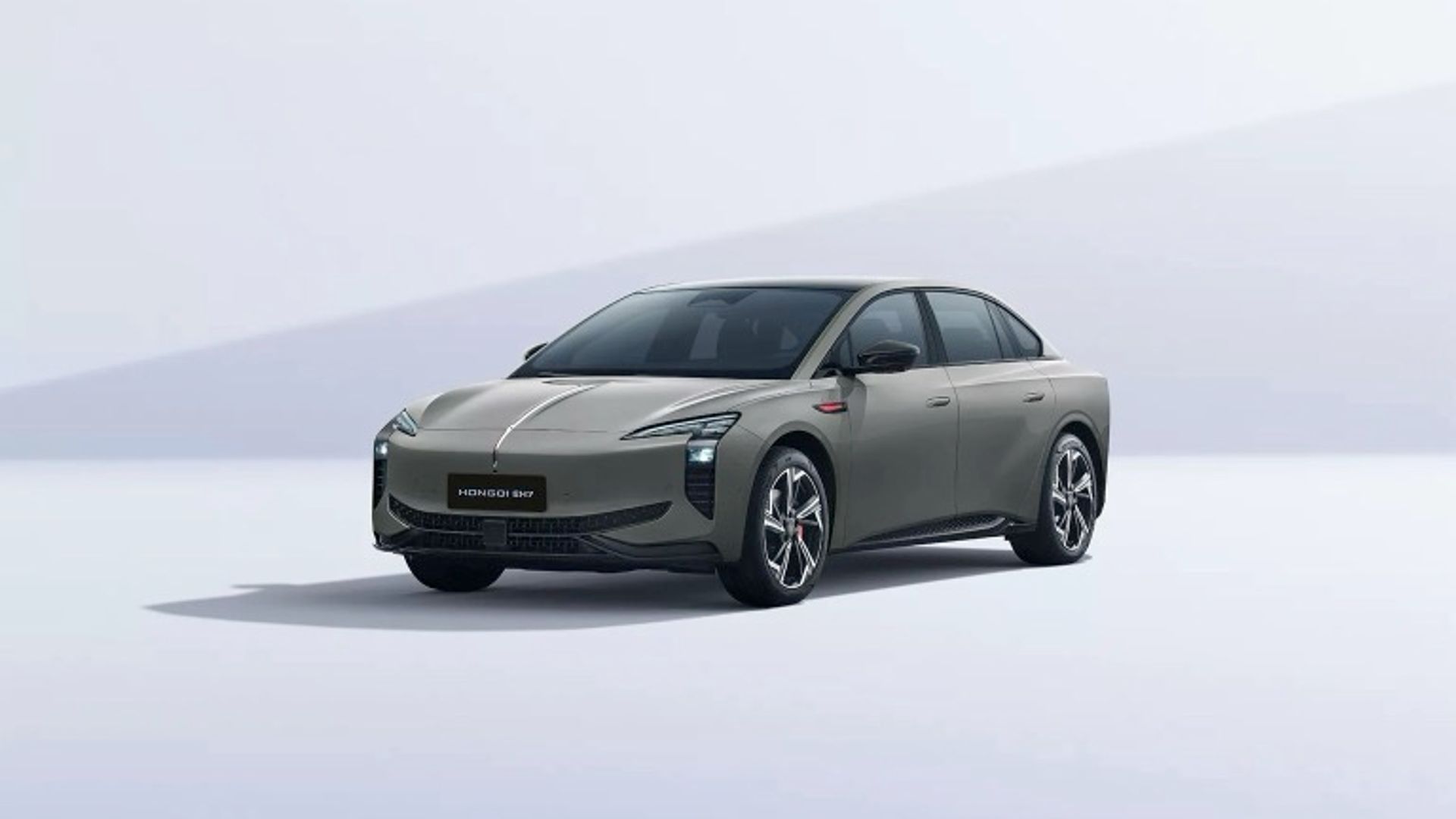 Hongqi EH7 111 kWh Long Range