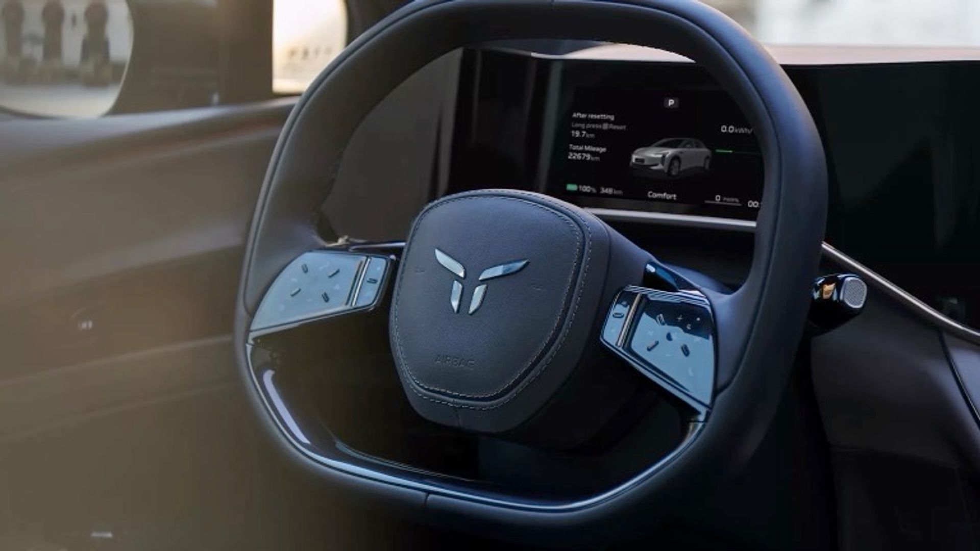 Hongqi EH7 111 kWh Long Range