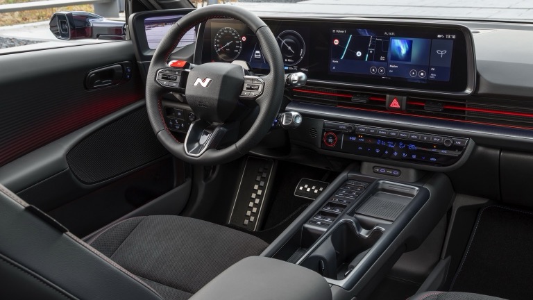 Hyundai IONIQ 6 63 kWh RWD (MY26)
